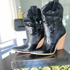Cowboy Black Women Boots Perfect Condition